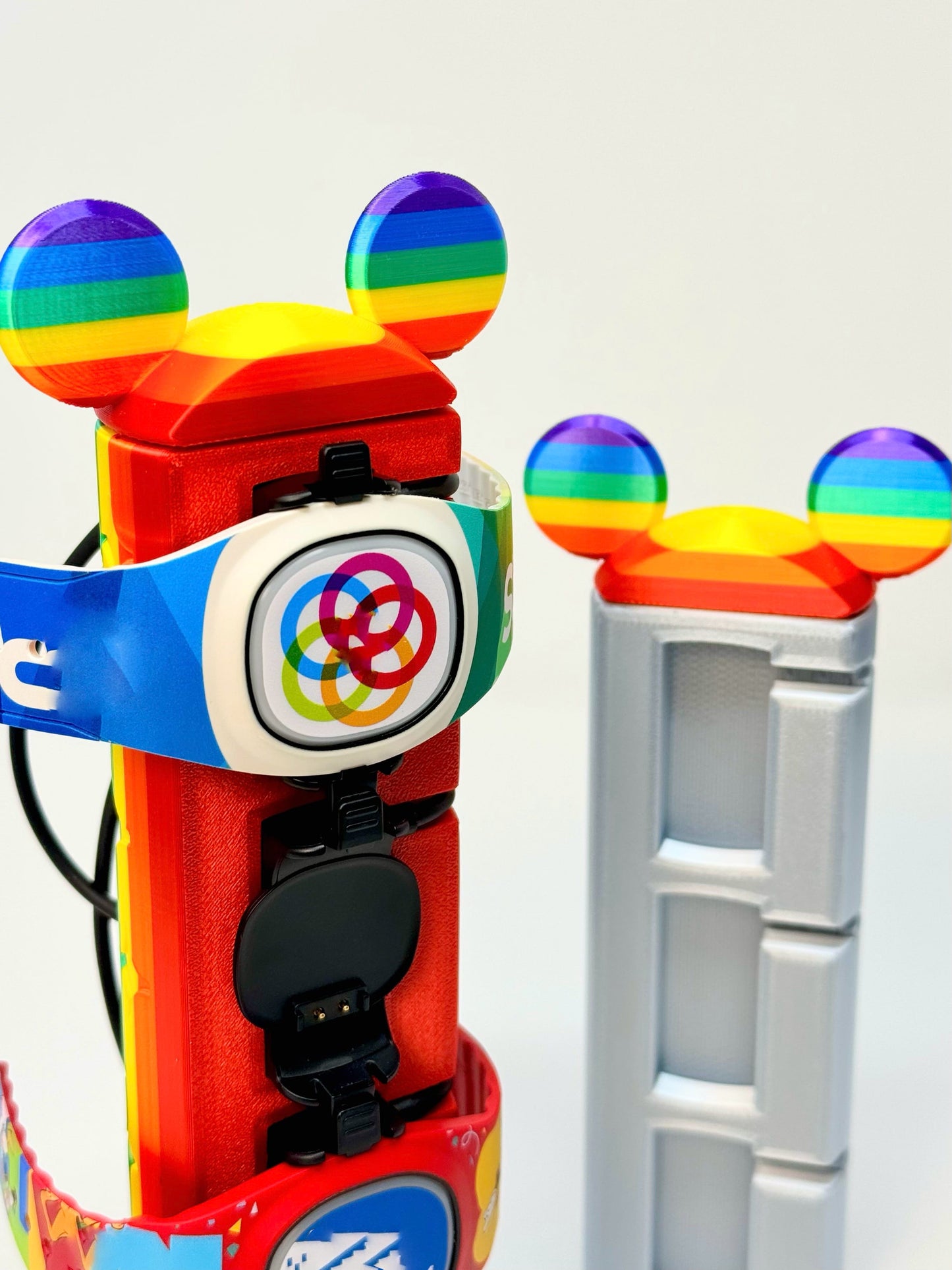 Rainbow MagicStand Charging Tower for MagicBand+